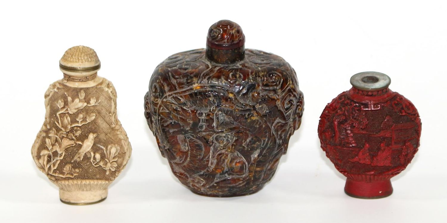 Große Abbildung Nr.1: 125-2563 Bernstein Snuffbottle.: (Asiatika)