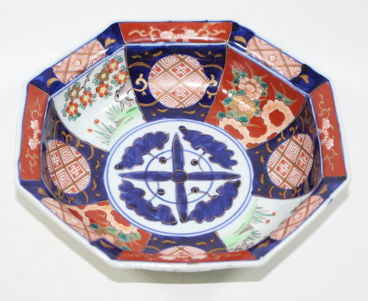 Große Abbildung Nr.1: 125-2589 Imari.: (Asiatika)