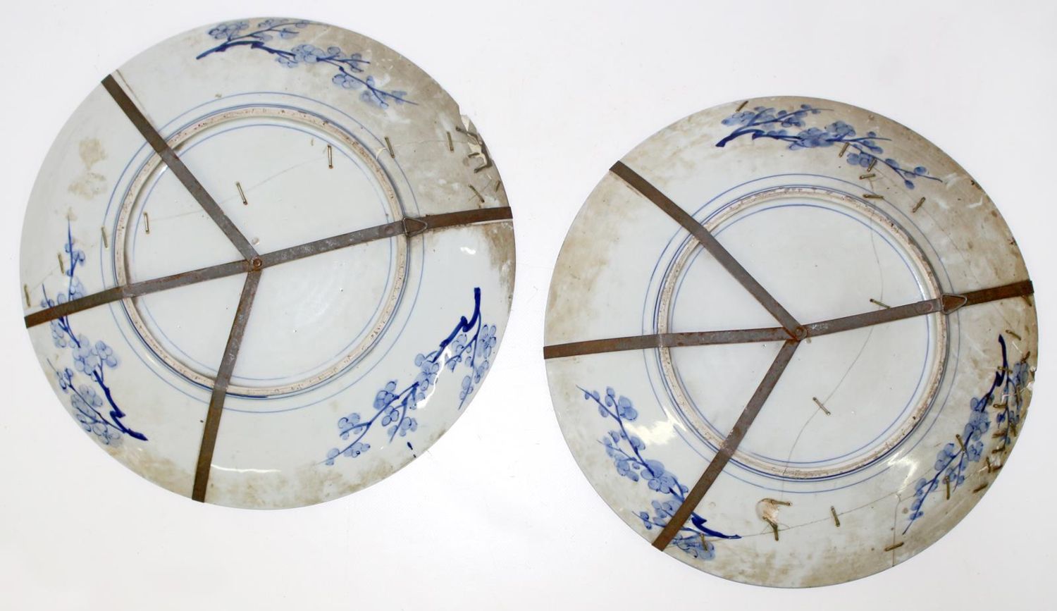 Große Abbildung Nr.3: 125-2598 Platten mit Koi Karpfen.: (Asiatika, Japan)
