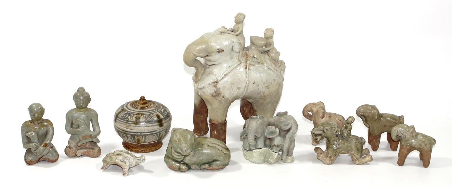 Große Abbildung Nr.1: 125-2612 Sawankhalok Tiere: (Asiatika)