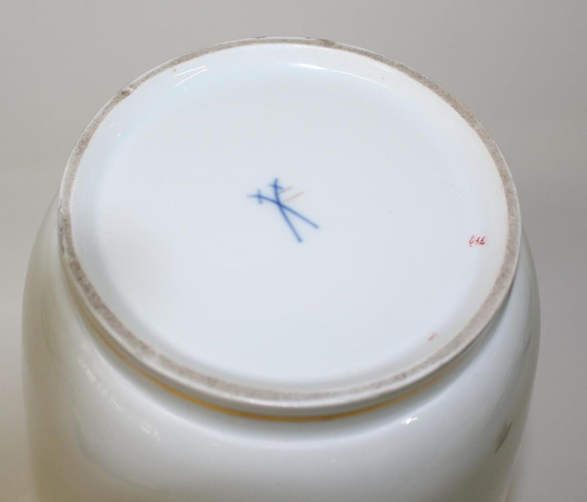 Große Abbildung Nr.3: 125-2682 Meissen Mingdrache.: (Porzellan u. Keramik, Meissen)