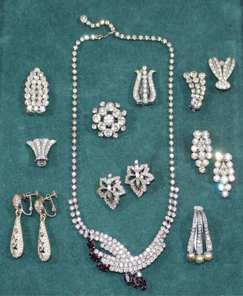 Große Abbildung Nr.1: 125-2715 Art Deco.: (Schmuck)