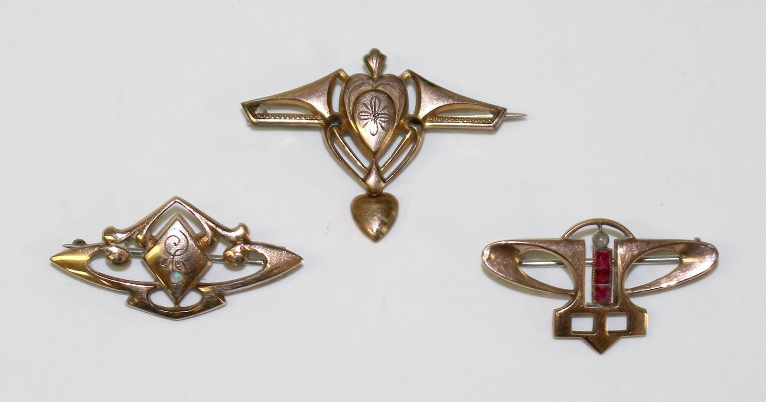 Große Abbildung Nr.1: 125-2722 3 Jugendstilbroschen: (Schmuck, Broschen)