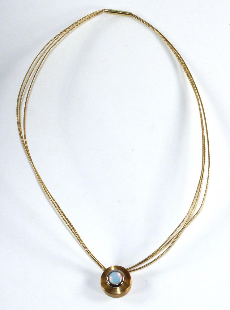 Große Abbildung Nr.2: 125-2743 Friedrich Binder Mönsheim: (Schmuck, Colliers)