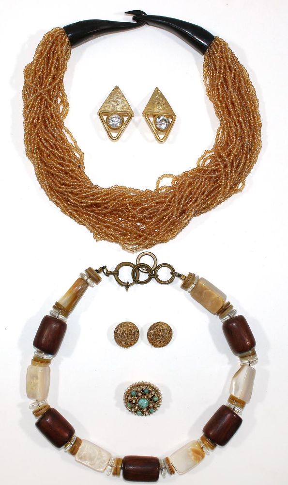 Große Abbildung Nr.2: 125-2829 Silberschmuck, Trachtenschmuck.: (Schmuck, Sammlungen)