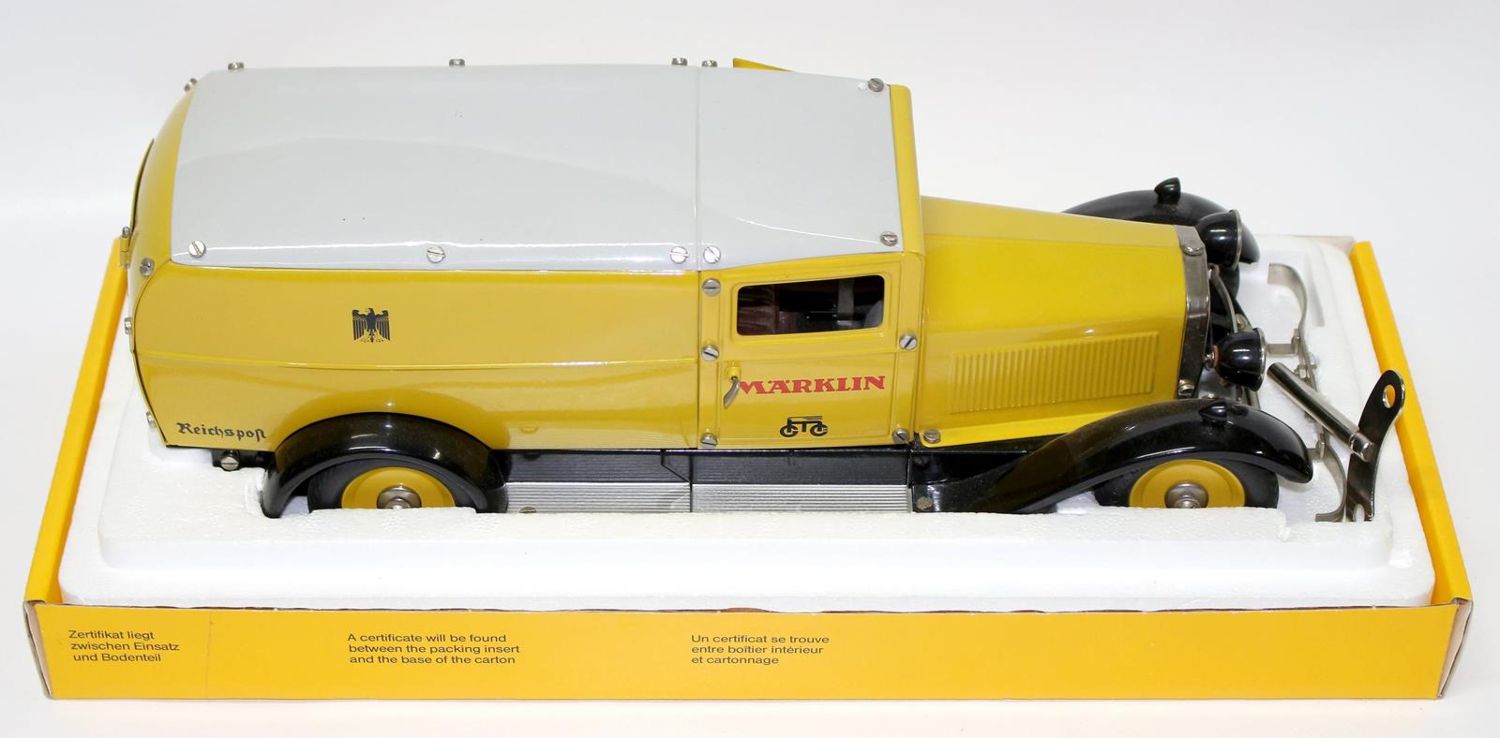 Große Abbildung Nr.2: 125-2873 Märklin Reichspostwagen.: (Spielzeug)