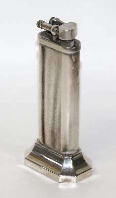 Bild Nr.1: 125-2180 Dunhill Art Deco Stil Feuerzeug.: (Varia)