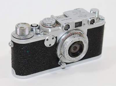 Bild Nr.1: 125-2225 Leica IIf u. Zorki: (Varia, Optik, Kameras)