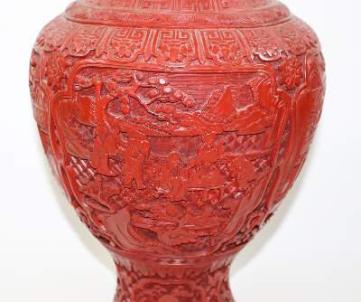 Bild Nr.2: 125-2584 Rotlackvase hoch.: (Asiatika, China)