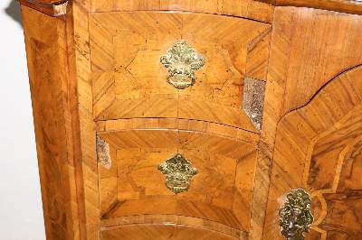 Bild Nr.4: 125-2629 Barockes Kabinett.: (Möbel)