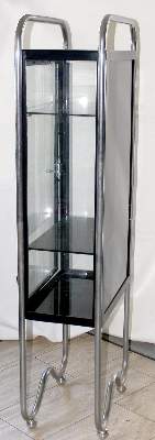 Bild Nr.3: 125-2633 Bauhaus Vitrine: (Möbel, Design)