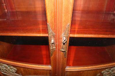 Bild Nr.9: 125-2637 Jugendstil Büchervitrine.: (Möbel)