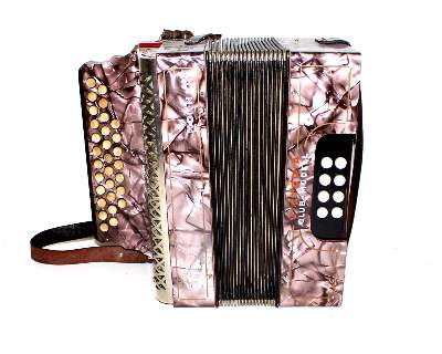 Bild Nr.2: 125-2660 Handzuginstrumente.: (Musikinstrumente)