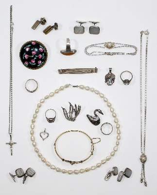 Bild Nr.2: 125-2813 Art Deco.: (Schmuck, Sammlungen)