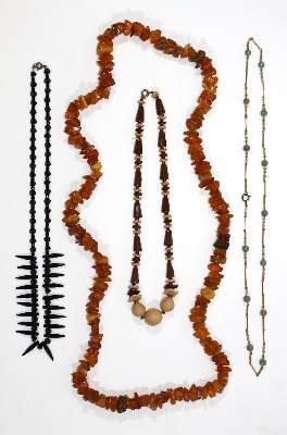 Bild Nr.2: 125-2827 Schmucksammlung.: (Schmuck, Sammlungen)