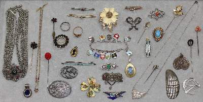 Bild Nr.2: 125-2828 Schmucksammlung ab 1860.: (Schmuck, Sammlungen)