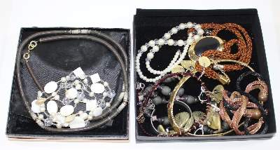 Bild Nr.3: 125-2829 Silberschmuck, Trachtenschmuck.: (Schmuck, Sammlungen)