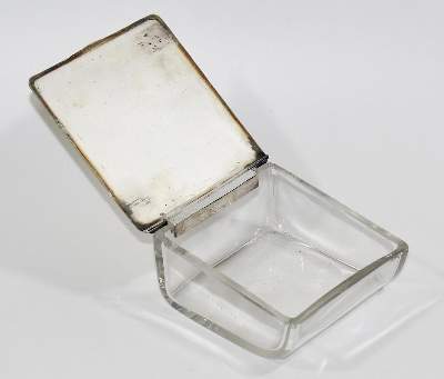 Bild Nr.2: 125-2836 Bauhaus Zigarettendose: (Silber)