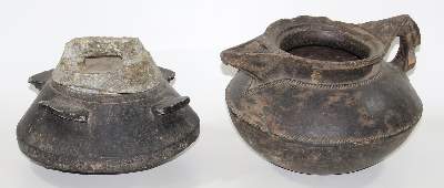Bild Nr.3: 125-2902 Antike Steintöpfe.: (Volkskunst)