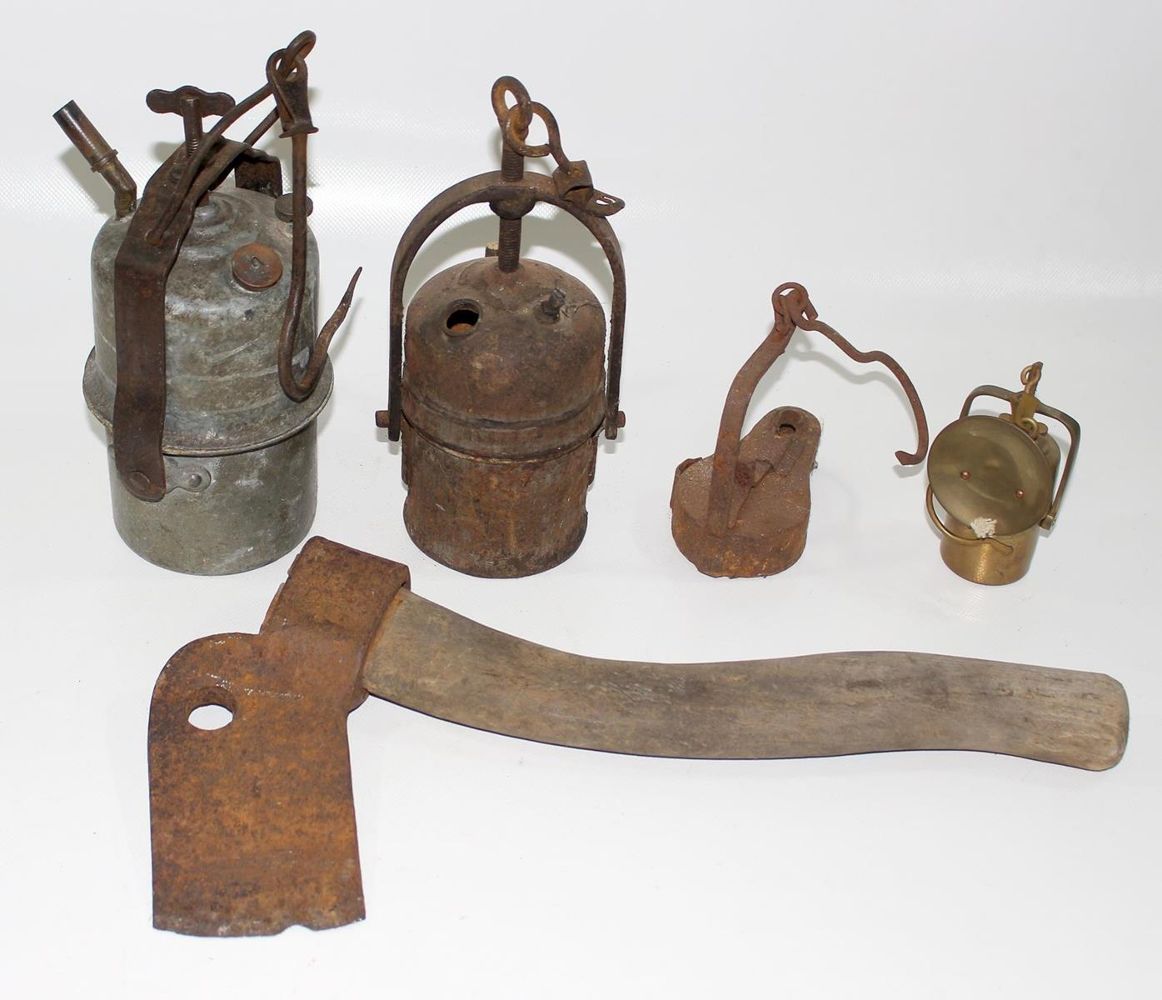 Große Abbildung Nr.2: 126-2134 Grubenlampe Bergbau: (Varia)