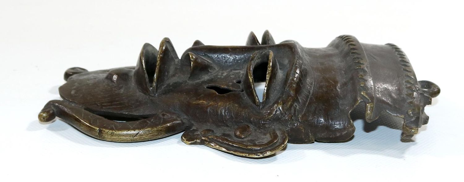 Große Abbildung Nr.2: 126-2218 Bronzemaske Ashanti Ghana.: (Afrika, Masken)