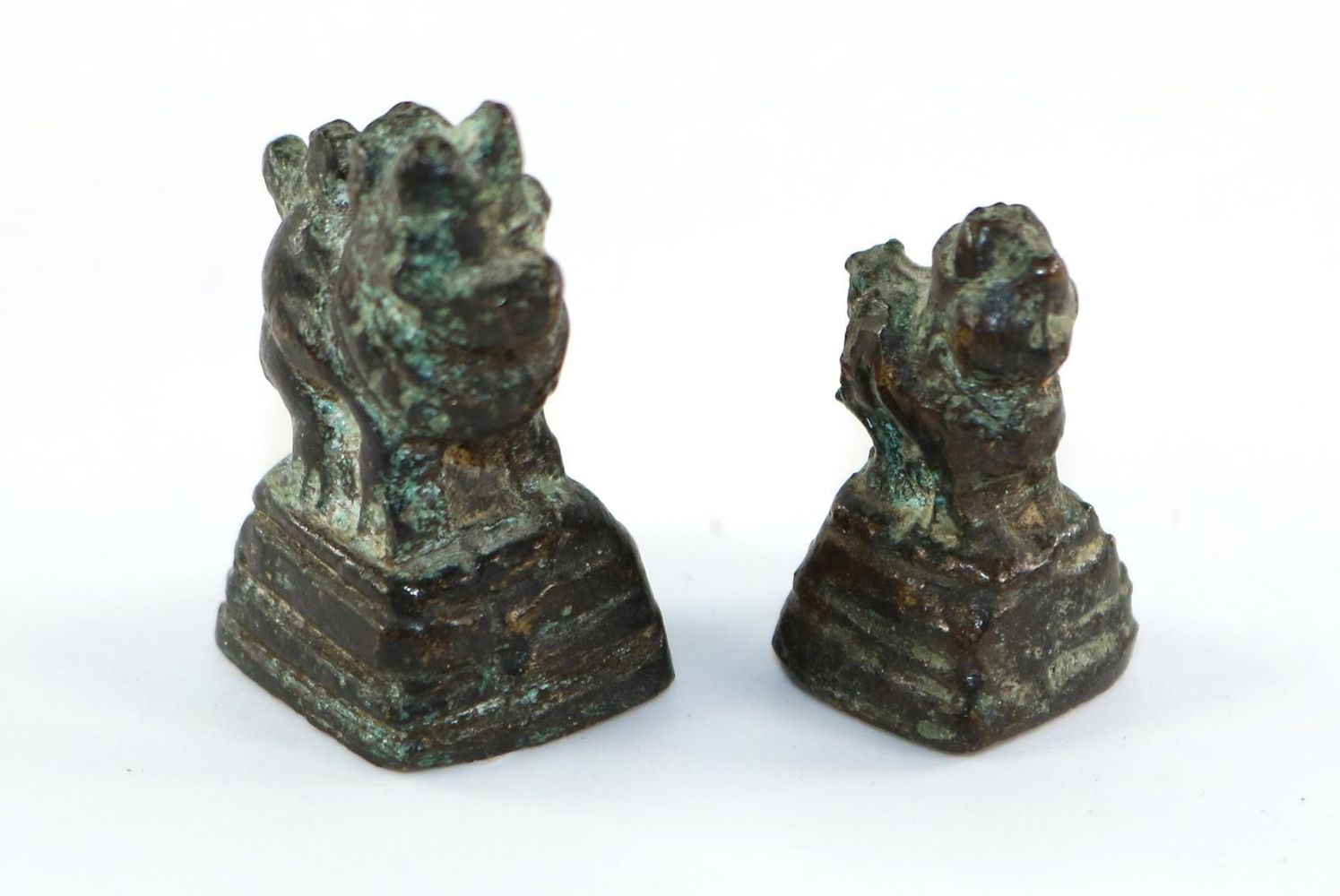 Große Abbildung Nr.1: 126-2247 Opiumgewichte.: (Asiatika, China)