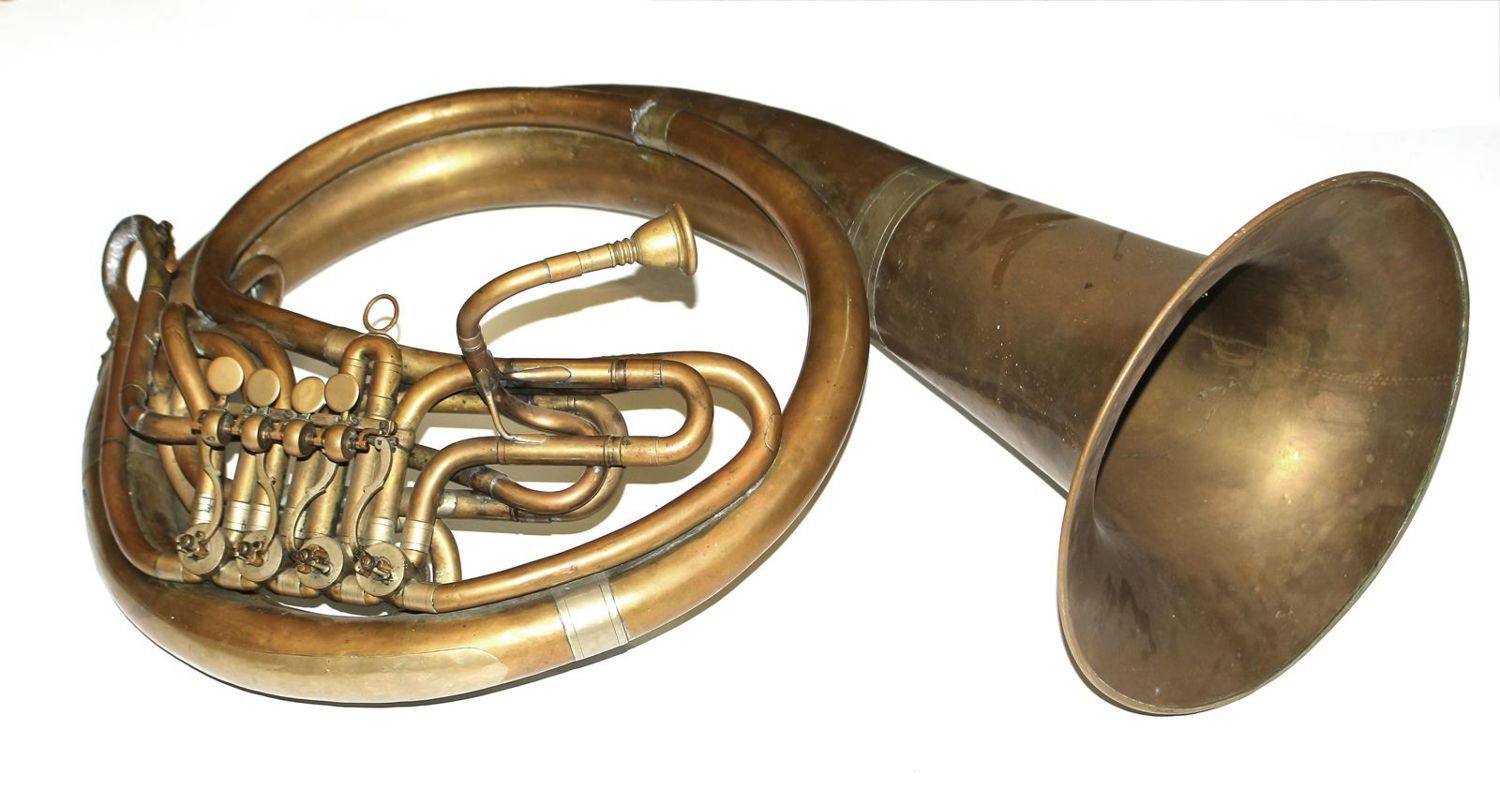 Große Abbildung Nr.2: 126-2321 Tuba, Horn, Posaune: (Musikinstrumente)