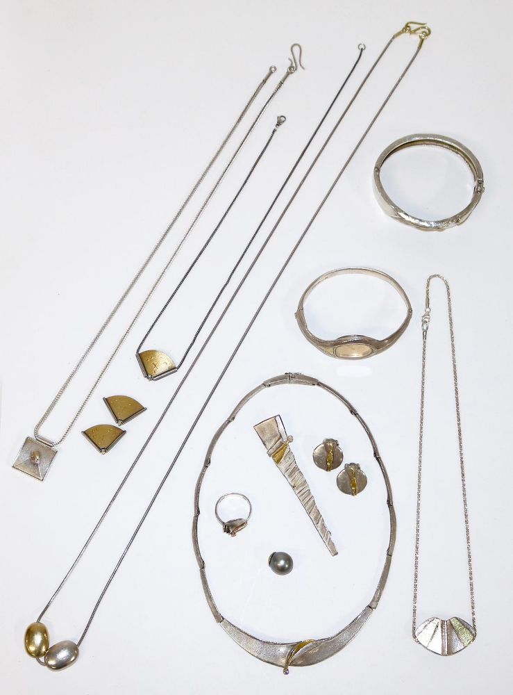 Große Abbildung Nr.3: 126-2367 Atelier Reister Straubenhardt: (Schmuck)