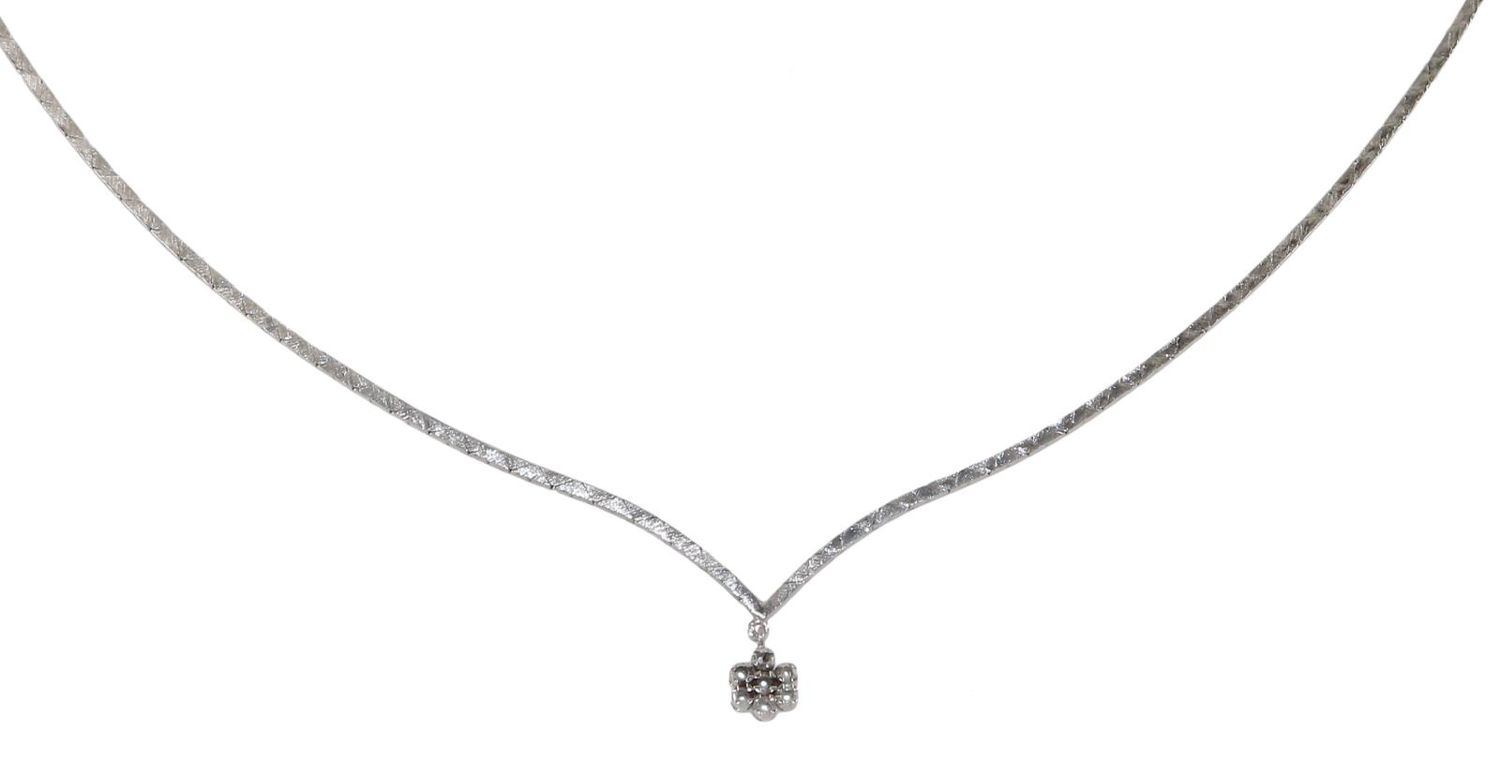 Große Abbildung Nr.1: 126-2400 Collier V Neck: (Schmuck, DRC Pforzheim)