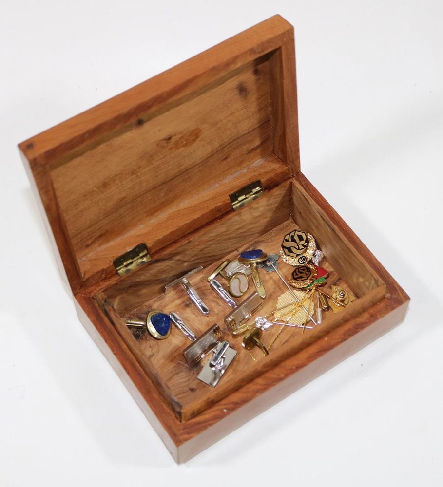 Große Abbildung Nr.2: 126-2411 Gold-, Silber-,: (Schmuck)