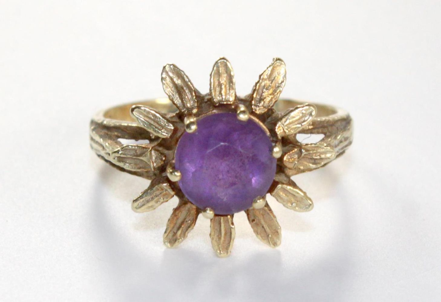 Große Abbildung Nr.1: 126-2434 Amethystring 585 GG: (Schmuck, Ringe)