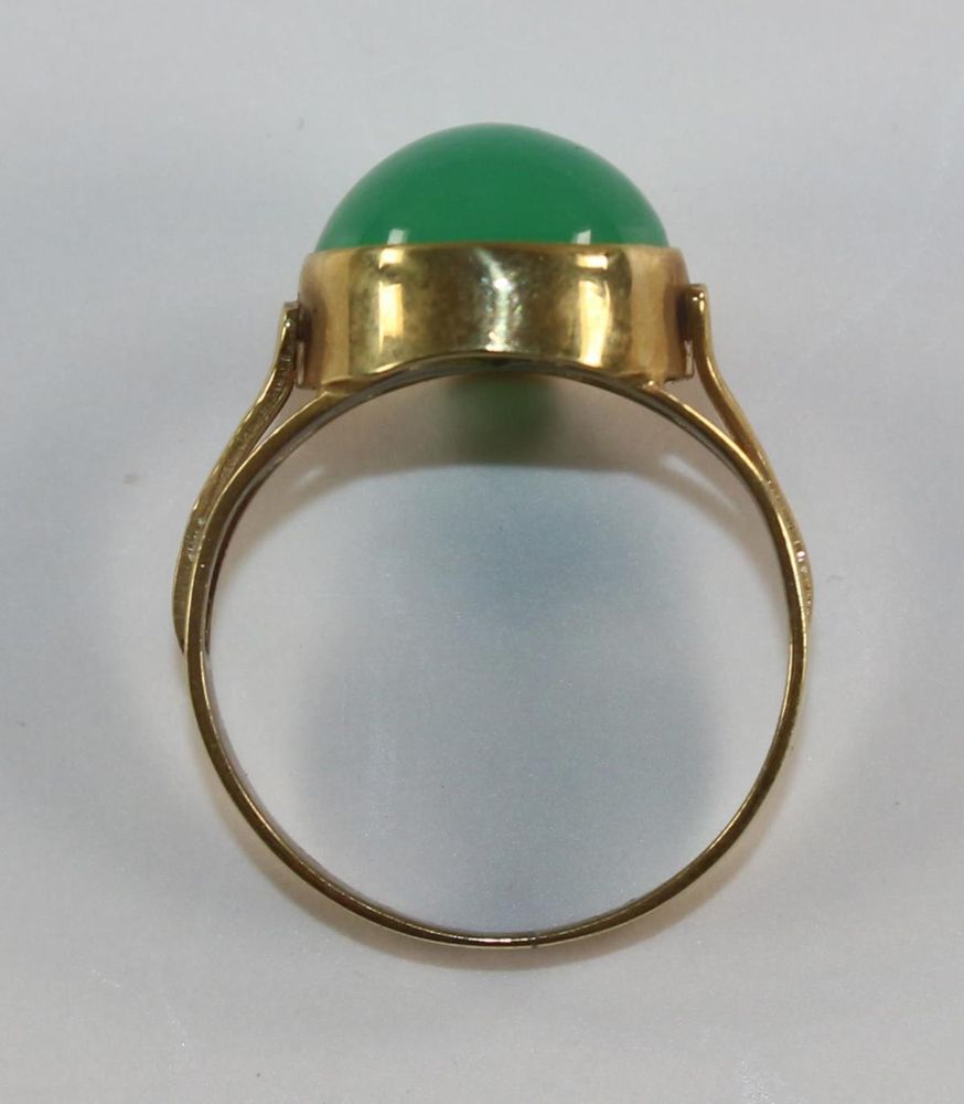 Große Abbildung Nr.2: 126-2439 Idar Oberstein Chrysoprasring: (Schmuck, Ringe)