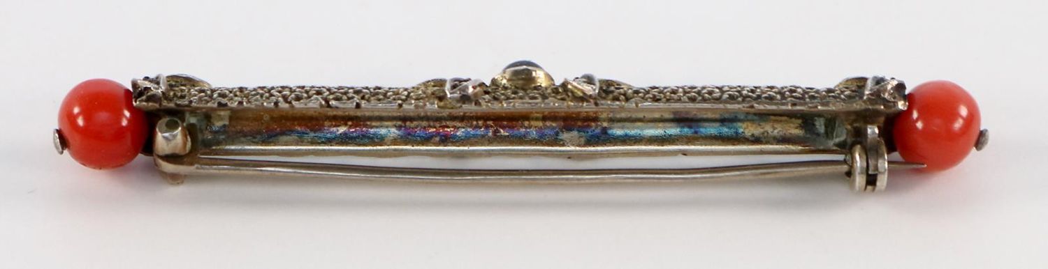 Große Abbildung Nr.2: 126-2462 Korallenbrosche des: (Schmuck, Theodor Fahrner)