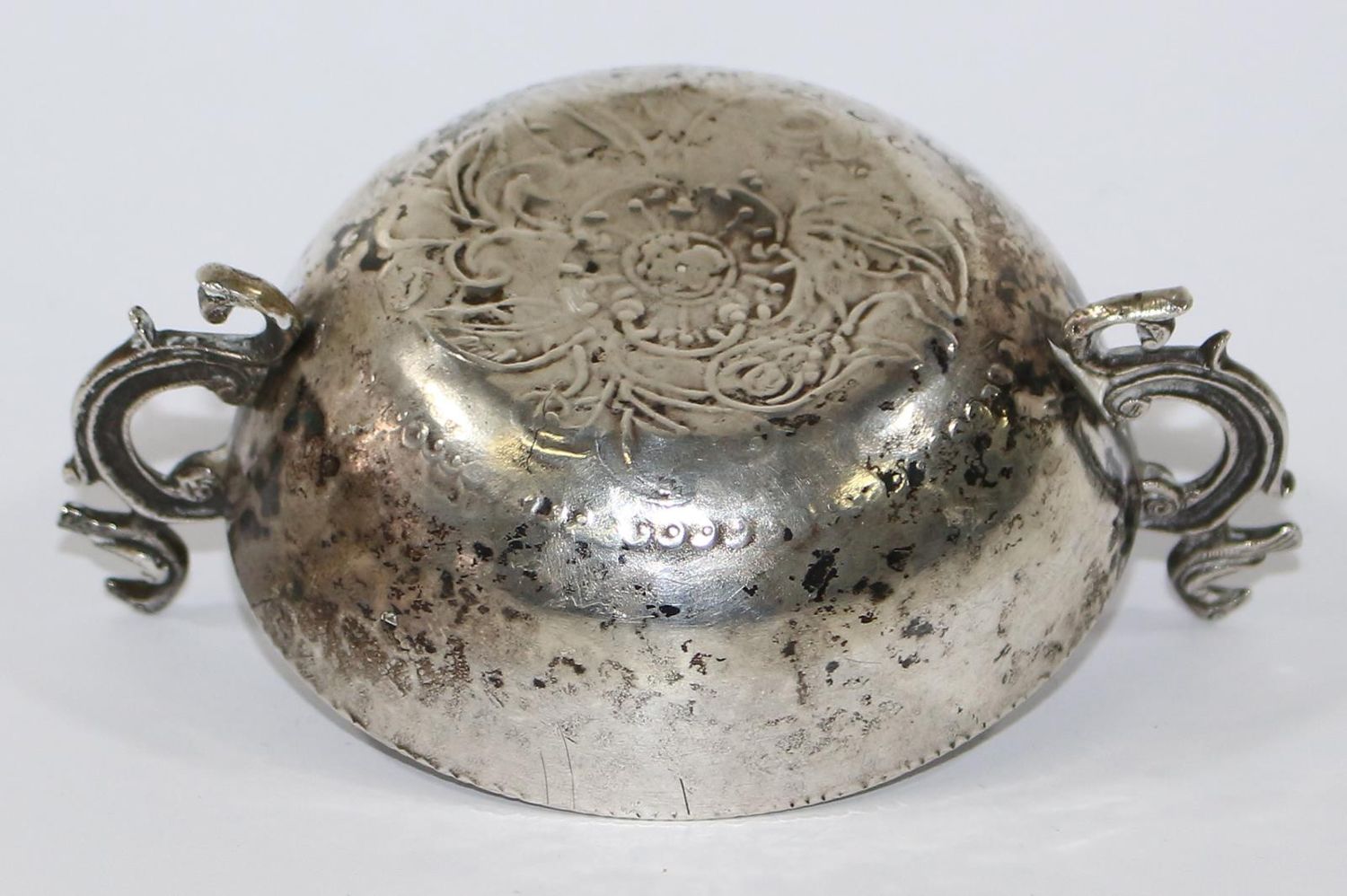 Große Abbildung Nr.3: 126-2516 Branntweinschale, Ohrenschale: (Silber)