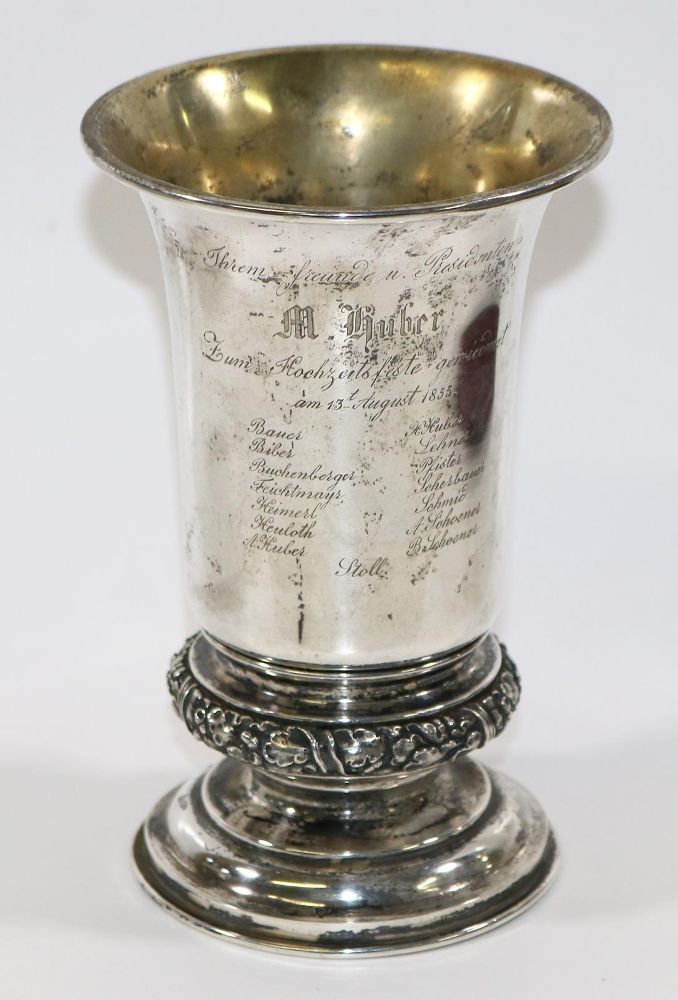 Große Abbildung Nr.2: 126-2532 Widmungsbecher Silber: (Silber)