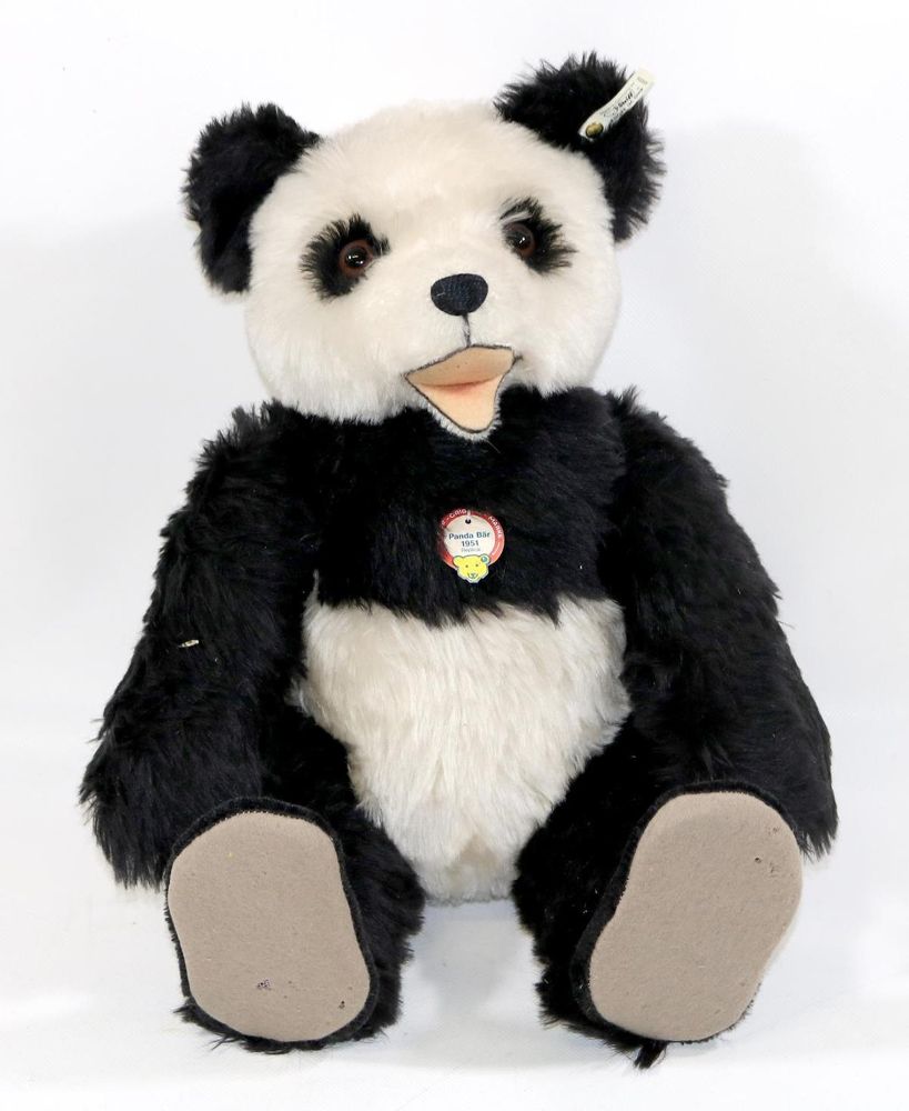 Große Abbildung Nr.1: 126-2545 Steiff Panda Bär 51.: (Spielzeug, Puppen und Bären)