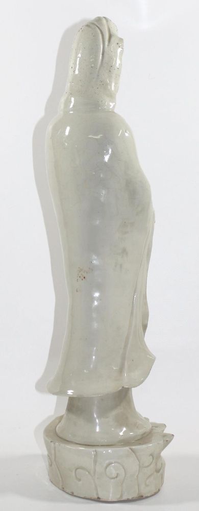 Große Abbildung Nr.3: 126-4320 Guanyin.: (Künstlergraphik, Skulpturen - Plastiken, China)