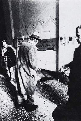 Bild Nr.3: 126-1390 Kestner-Gesellschaft Hannover.: (Beuys)