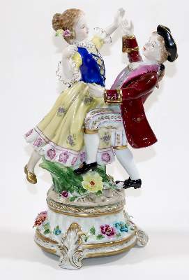 Bild Nr.1: 126-2334 Kl. Kavalier u. Blumenmädchen: (Porzellan u. Keramik, Figuren)
