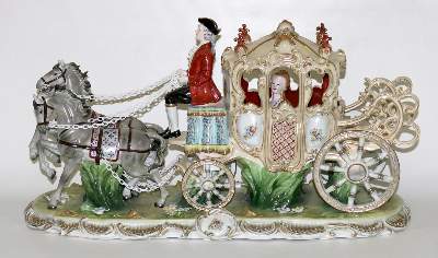 Bild Nr.2: 126-2336 Prachtkutsche: (Porzellan u. Keramik, Figuren)