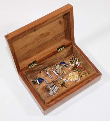 Bild Nr.2: 126-2411 Gold-, Silber-,: (Schmuck)