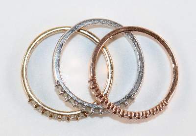 Bild Nr.4: 126-2430 Ringe.: (Schmuck)