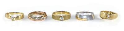 Bild Nr.1: 126-2431 5 Damenringe: (Schmuck, Ringe)