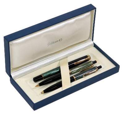Bild Nr.1: 126-2509 Pelikan Schreibset: (Schreibgeräte, Pelikan)