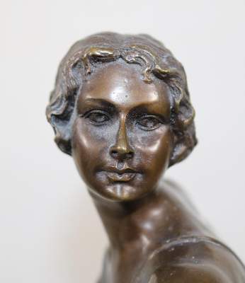 Bild Nr.2: 126-4318 Bronze Tänzerin: (Künstlergraphik, Skulpturen - Plastiken)