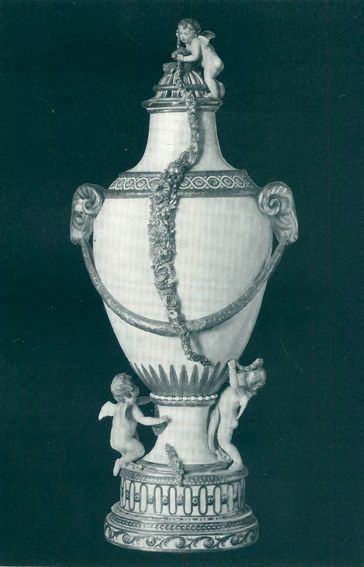Große Abbildung Nr.1: 127-1059 Hayden,A.: (Porzellan u. Keramik)
