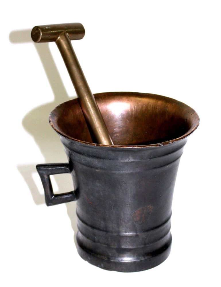 Große Abbildung Nr.1: 127-1865 Gotischer Bronze-Mörser.: (Varia)