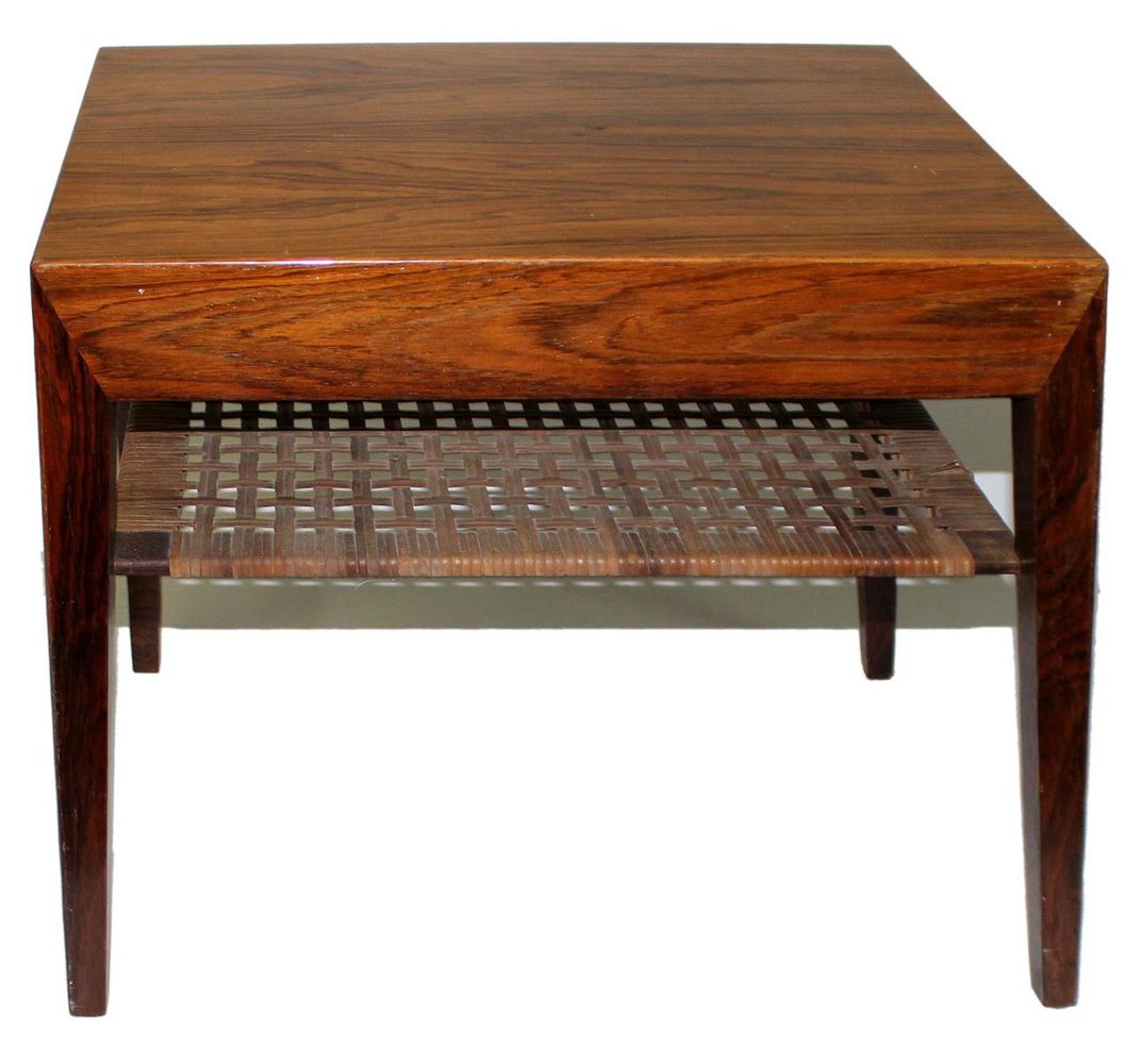 Große Abbildung Nr.1: 127-2043 Beistelltisch Skandinavien: (Möbel, Design.)