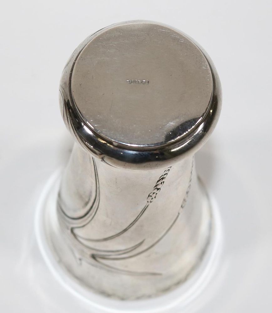 Große Abbildung Nr.2: 127-2237 Jugendstil Becher: (Silber)