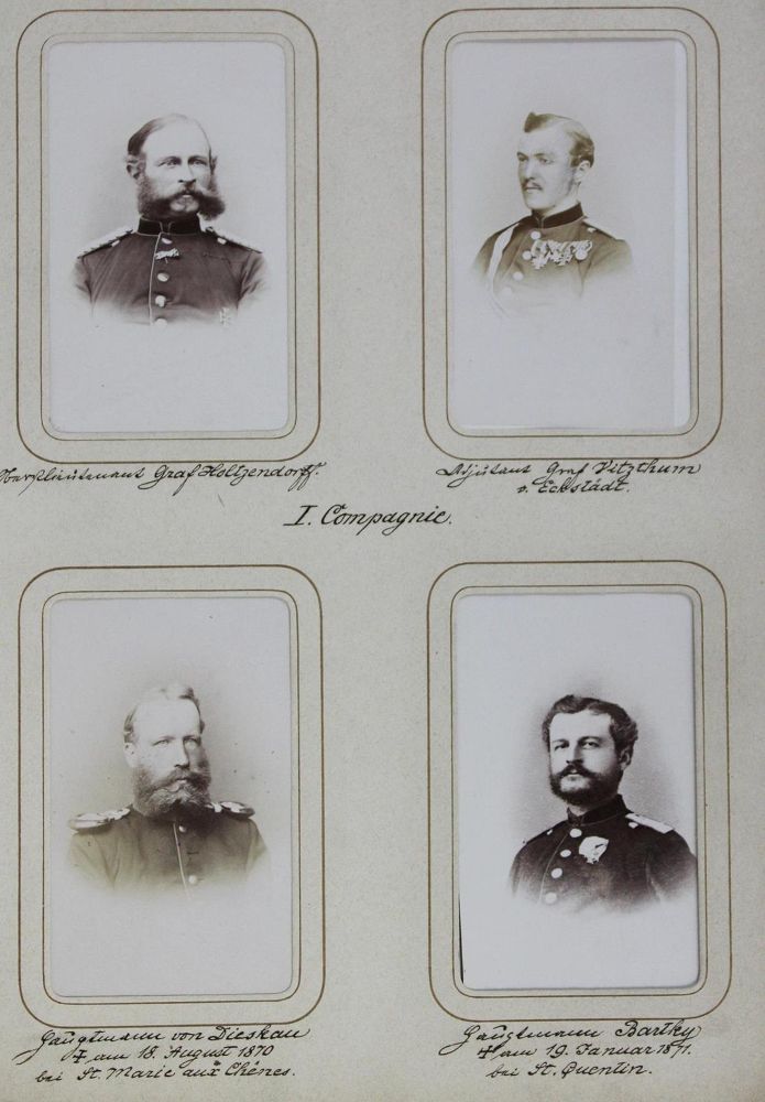 Große Abbildung Nr.1: 127-2287 Album: (Photographie)